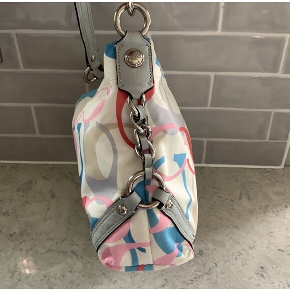 Coach Carly Signature Optic Shoulder Bag - Picture 5 of 16